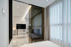 UH FLAT THE SEOCHO NEW WINGS