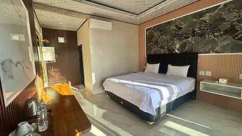 Hotel Villa Beach Transit 2
