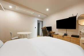 Cheongju Hotel Persona