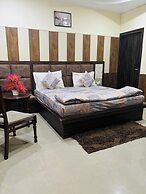 Hotel Rhythm Residency