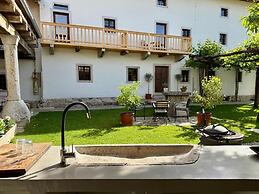 Villa Kobdilj 1835 with Shared Courtyard
