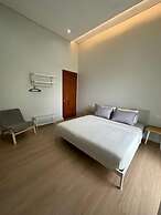 Cendhani Raras Gallery