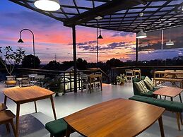 Cendhani Raras Gallery