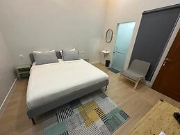 Cendhani Raras Gallery