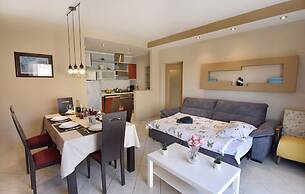 Umag Flat With Terrace and Garden