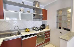 Umag Flat With Terrace and Garden