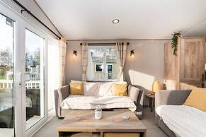 3-bed Caravan - Seton Sands - by Holiday Homes