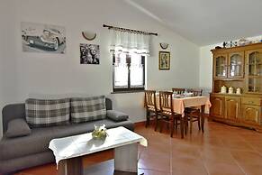 Garden Apartment in Umag