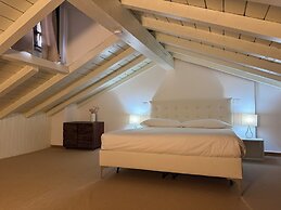 Monza Downtown House