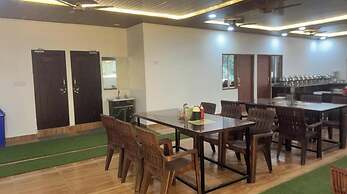 The Peace In Mountain Hotel