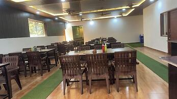 The Peace In Mountain Hotel