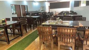 The Peace In Mountain Hotel