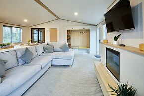 Host Stay Mulberry Lodge