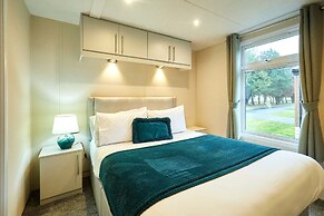 Host Stay Dakota Lodge