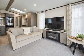 Host Stay Pebble Lodge