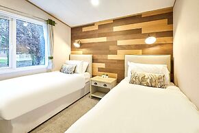 Host Stay Peace Lodge