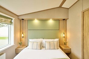 Host Stay Ally Up Lodge