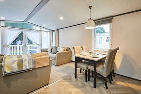 Host Stay Elegant Lodge