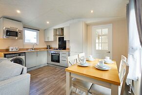Host Stay Fairview Lodge