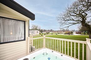 Host Stay The Major Oak Lodge