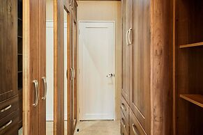 Host Stay Lakeside Gem Lodge