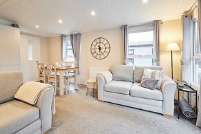Host Stay Woodpark Lodge