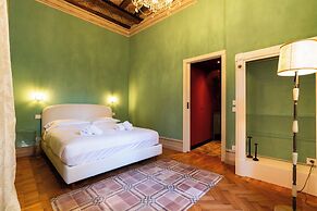 Storica ed elegante residenza Catullo