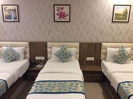 Hotel RK Palace