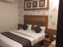 Hotel RK Palace