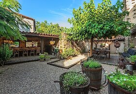 La Maison au Puits