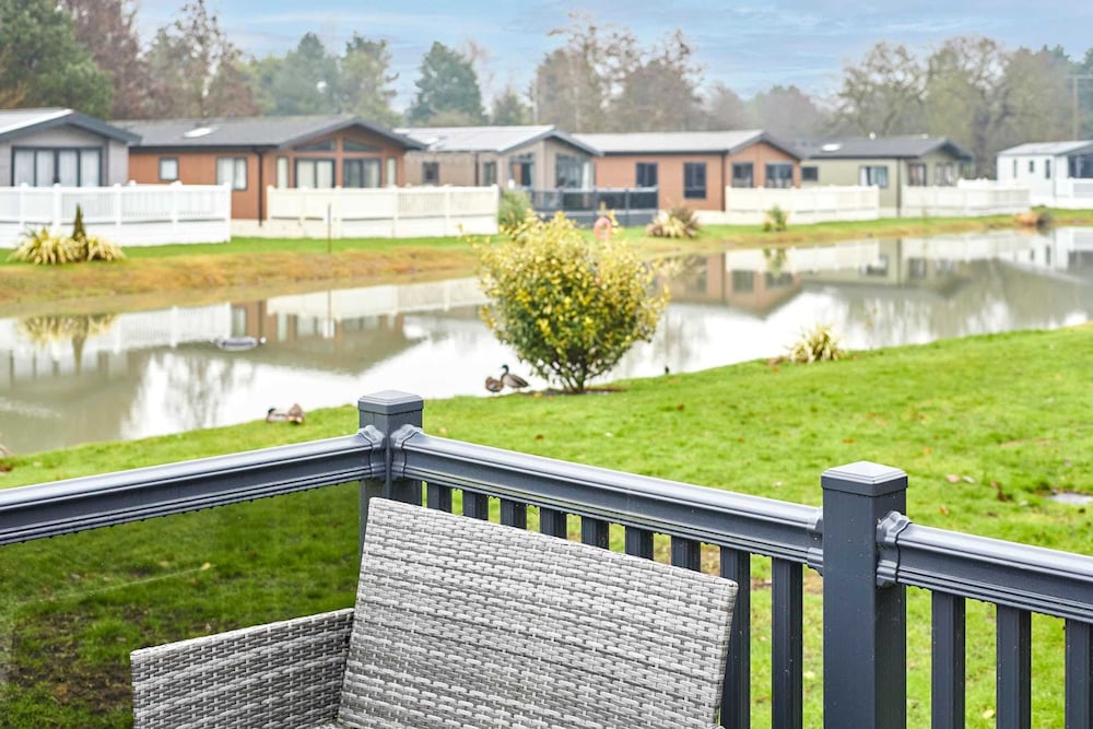 Host Stay Huckleberry Lodge
