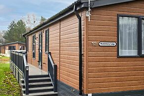 Host Stay Huckleberry Lodge