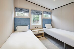 Host Stay Graceland Lodge