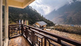 Yashshree Dewathang Resorts