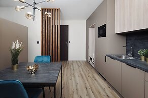 Avenue Chalet
