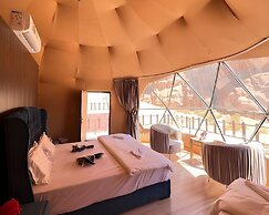 Victoria Luxury Camp