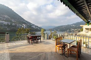 Dimmys By the Lake Bhimtal