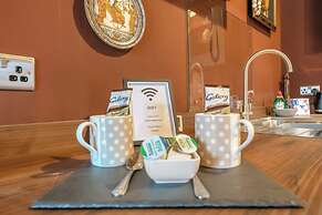 Pools Cottages | Warwickshire Countryside Luxury