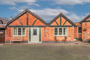 Pools Cottages | Warwickshire Countryside Luxury