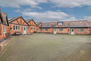 Pools Cottages | Warwickshire Countryside Luxury