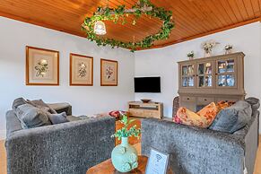 Pools Cottages | Warwickshire Countryside Luxury