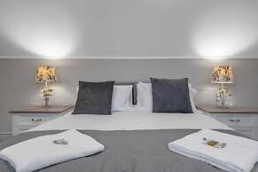 Pools Cottages | Warwickshire Countryside Luxury