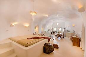 Cave at White Rock  Private  jacuzzi