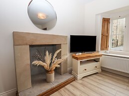 1 Grosvenor Farm Cottages