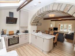 1 Grosvenor Farm Cottages