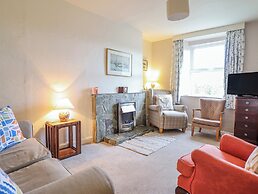 12 Glyn Terrace