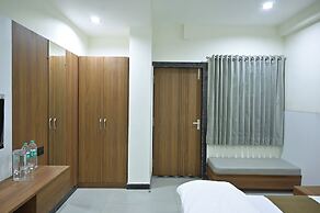 SHREE MAHALAXMI INN