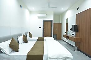 SHREE MAHALAXMI INN
