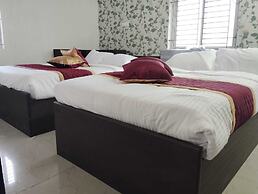 Sai Plaza Lodge