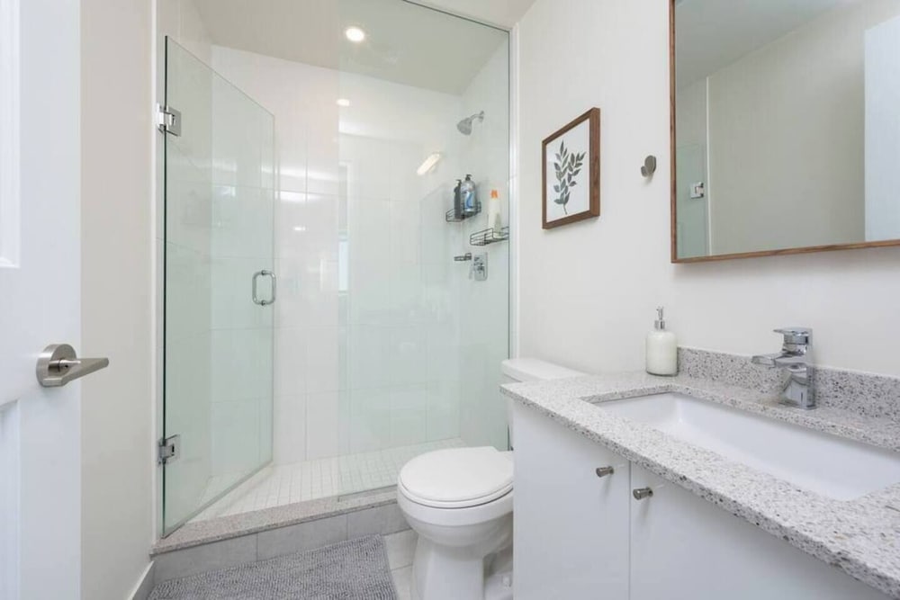 Downtown Toronto Suites - Jarvis St